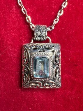 Pendant 925 Sterling Silver Aquamarine Gemstone Caged Back Vintage Necklace